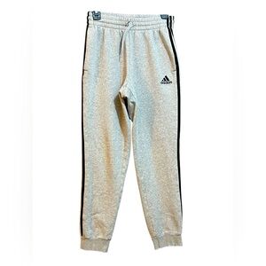 Adidas  3 stripes essential women’s joggers